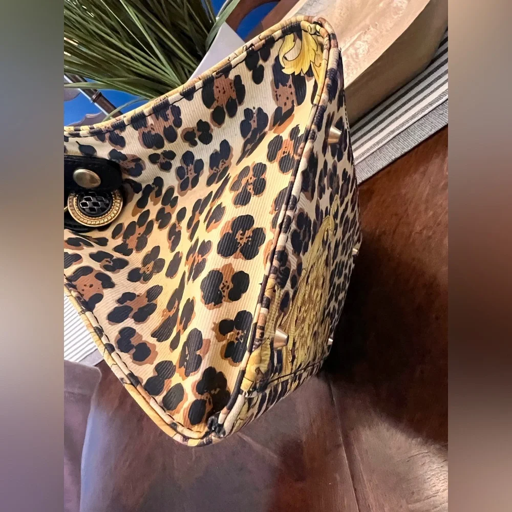 Gianni Versace Black and Gold Baroque Satchel With Dust Bag - Picture 4 of 15